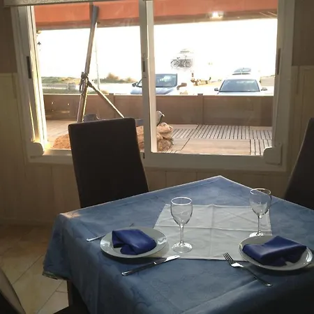 El Alferez אכסניה *