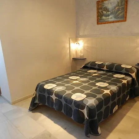 El Alferez Hostel