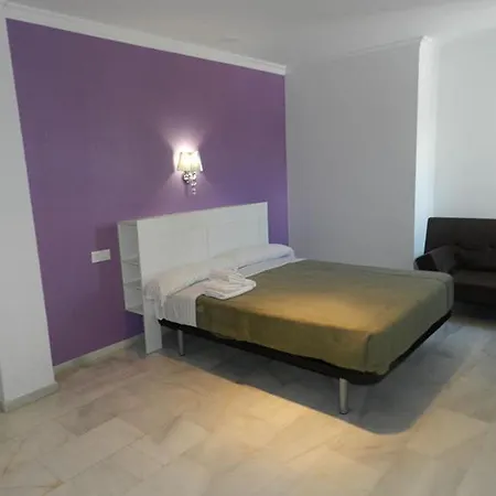 El Alferez Hostel *